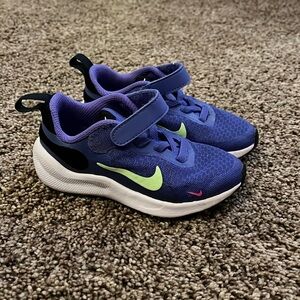 Nikes size 8c, worn once